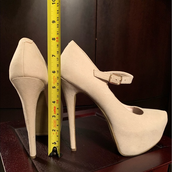 JustFab Payson Beige High Heels 👠. Size 6.5 - Picture 4 of 16